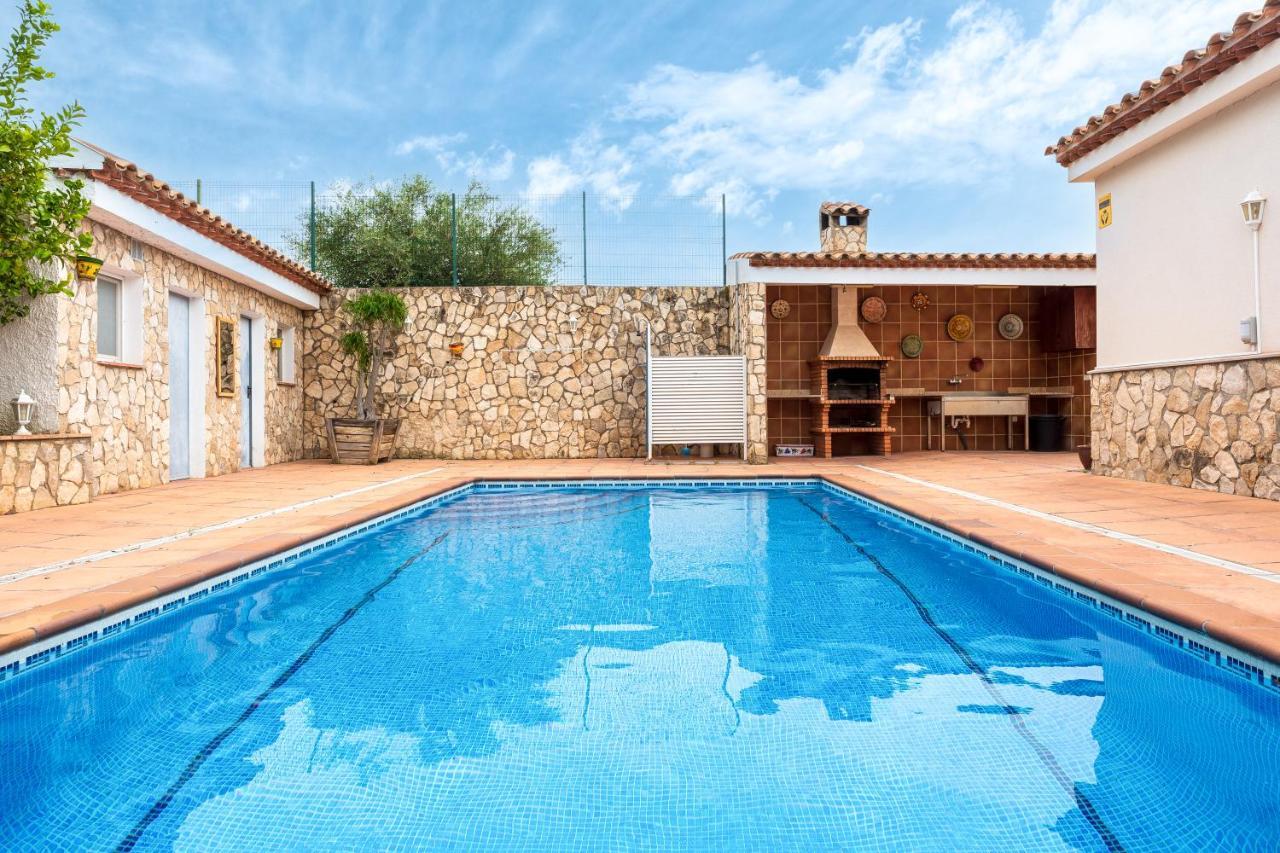 La Caseta De La Muntanya Villa L'Ampolla Buitenkant foto