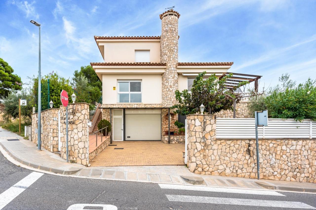 La Caseta De La Muntanya Villa L'Ampolla Buitenkant foto