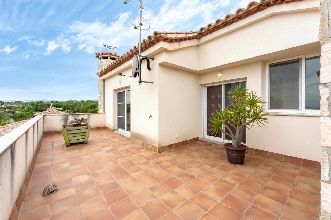 La Caseta De La Muntanya Villa L'Ampolla Buitenkant foto